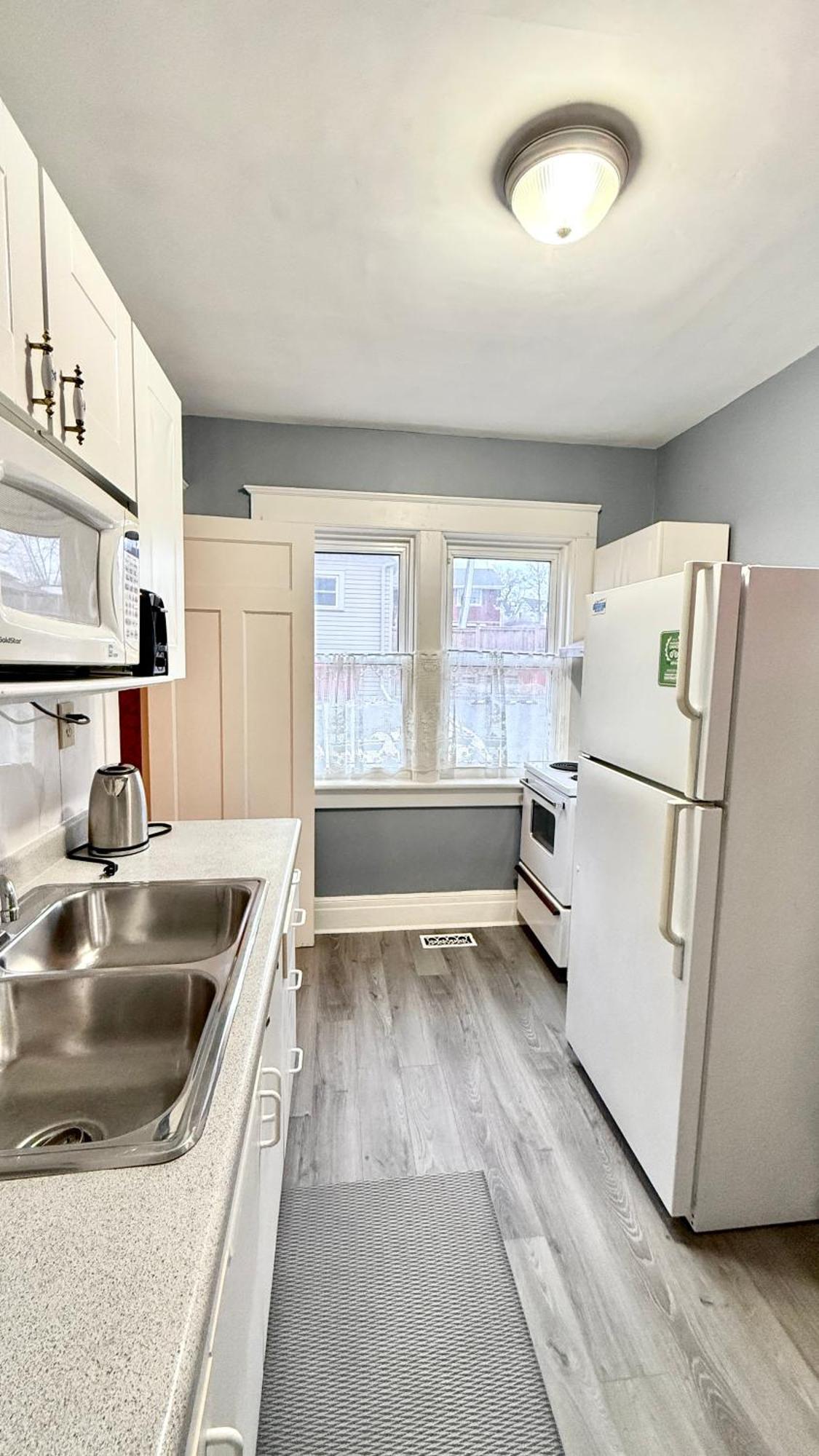 Adorable 2-Bedroom Unit With Jacuzzi Beside Falls Niagara Falls Exterior photo
